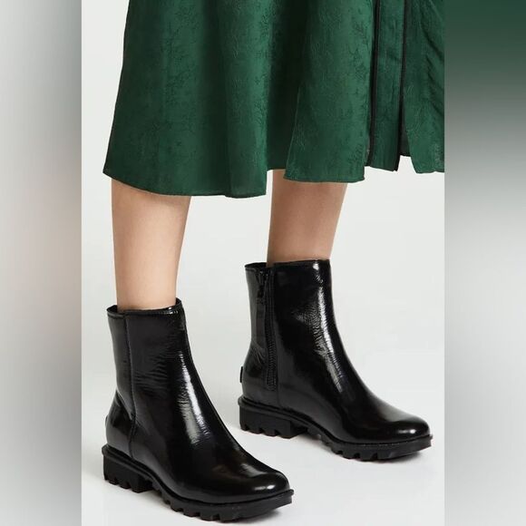 Sorel Phoenix Zip Waterproof Lug Sole Boot in Patent Black 8 - Picture 1 of 15